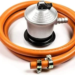 Com Gas Kit de Instalación para Gas Butano. Incluye manguera de 1,5 metros, regulador de 30gr y dos abrazaderas. Un set co...