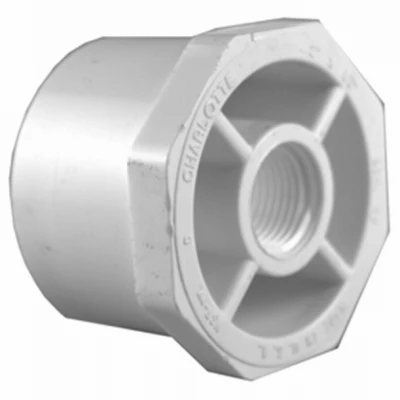 Buje reductor de PVC Charlotte Pipe Schedule 40 de 2 pulg. de espiga x 1/2 pulg. de diámetro FPT (paquete de 1) - Oferta d...