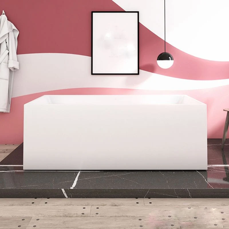 Bañera acrílica independiente, rectangular, blanca, moderna, de espaldas la pared Clearhalo