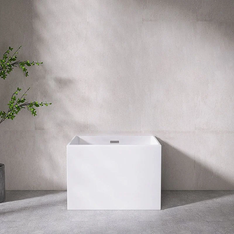 Bañera independiente de estilo moderno, bañera rectangular de acrílico en color blanco Clearhalo