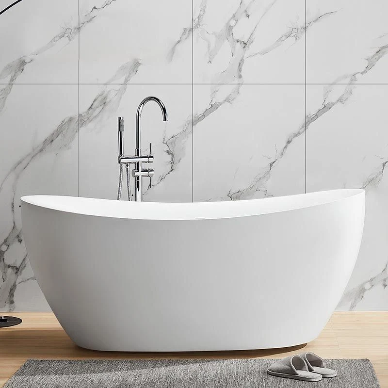 Bañera independiente ovalada moderna, baño central blanco de inmersión acrílica Clearhalo