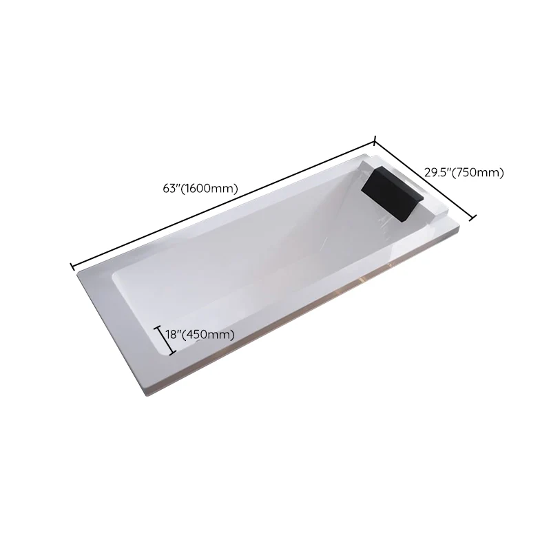 Bañera rectangular moderna con caída de acrílico en baño de inmersión blanco Clearhalo