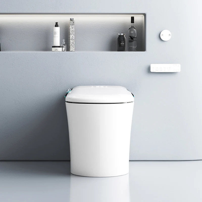 Bidé de pie blanco moderno con secador de aire caliente y control remoto Clearhalo