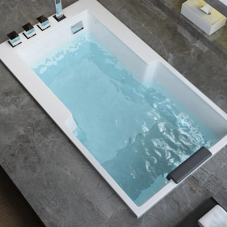 Gota de baño acrílica en bañera rectangular moderna blanca empapada la izquierda Clearhalo