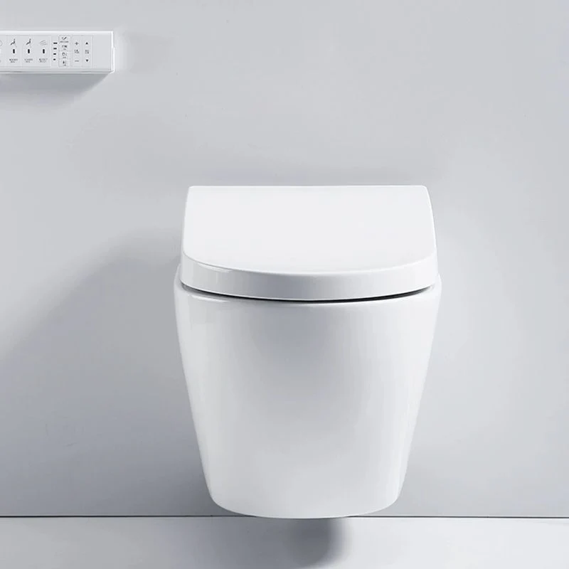 Moderno juego de inodoro suspendido con control de temperatura y asiento calefactable Clearhalo