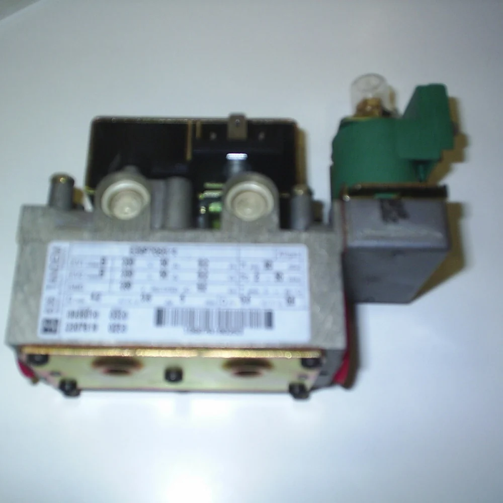 3846 ELECTROVÁLVULA GAS TANDEM PILOTA TARGET 836 HORNO CON/MXT SERIE MCF00 Macfrin