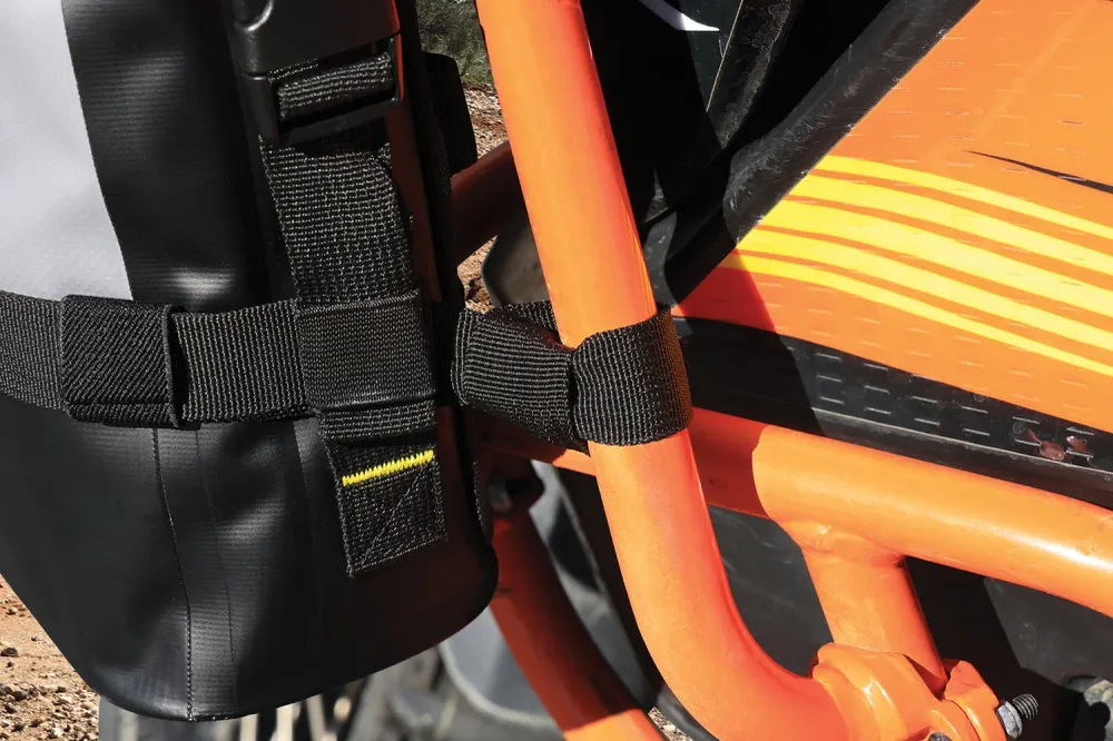 Hurricane RiggPak Crash Bar/Bolsa trasera NELSON RIGG