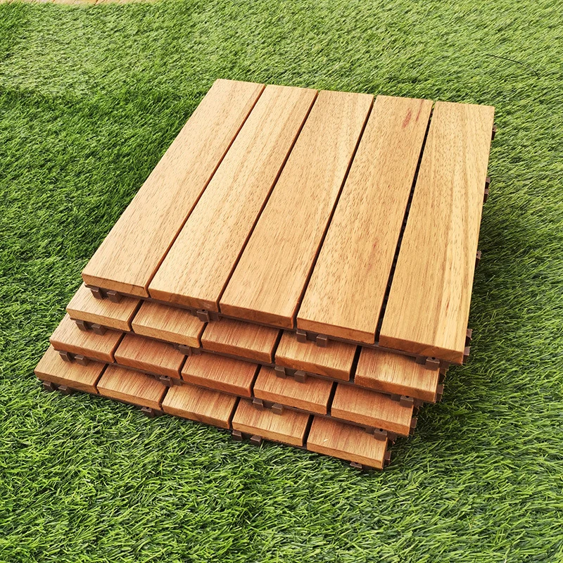 Azulejos de suelo de madera cuadrados de 5 listones con acabado de teca que se entrelazan para suelos de exterior Clearhalo