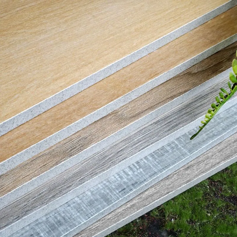 Baldosa de estilo moderno con efecto de madera, baldosa impermeable de borde recto Marron Clearhalo