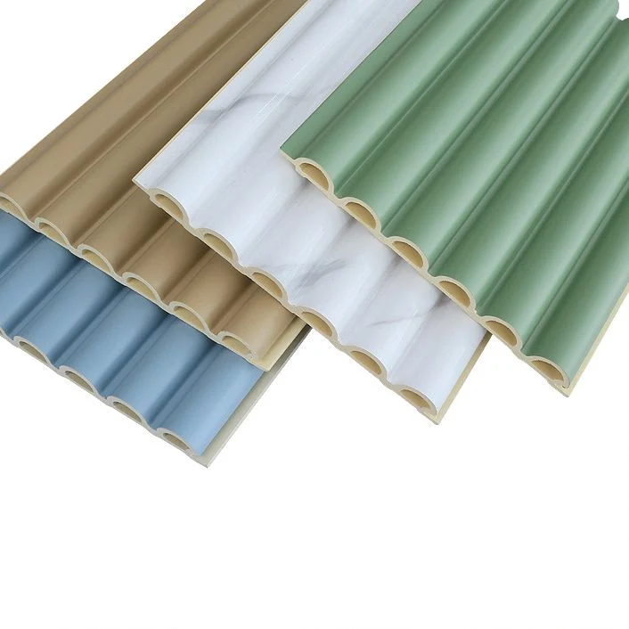 El panel de pared impermeable moderno interior Shiplap de madera incombustible del panel de pared Gris Clearhalo