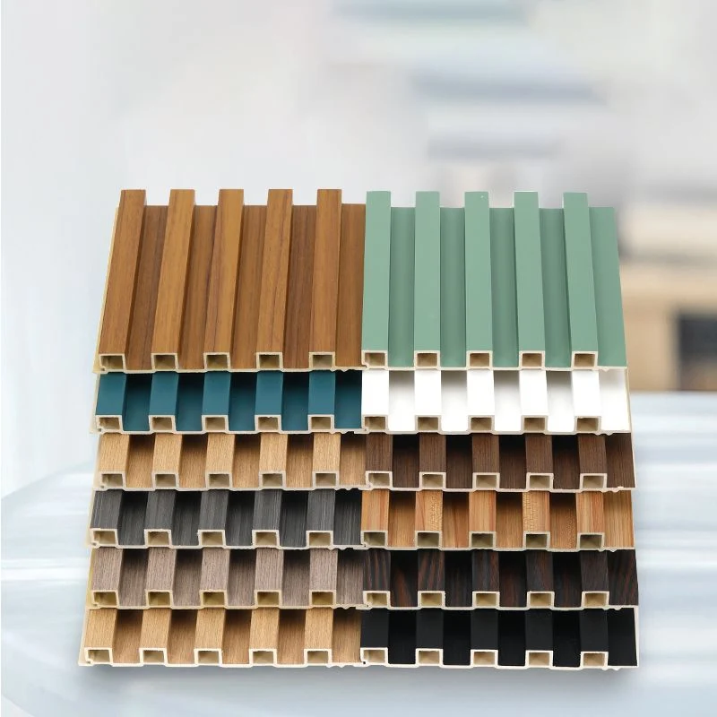 El panel de pared resistente al agua moderno interior ignífugo de madera del panel de pared de Shiplap Madera Clearhalo