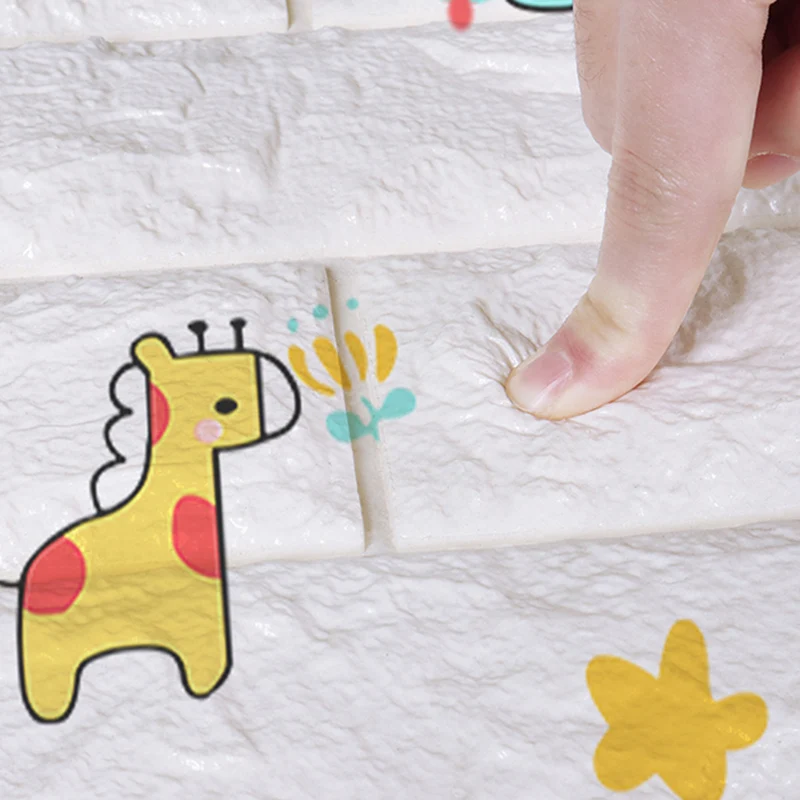 Paneles de pared modernos de dibujos animados, techo de pared despegable y pegado para dormitorio Rosa Clearhalo