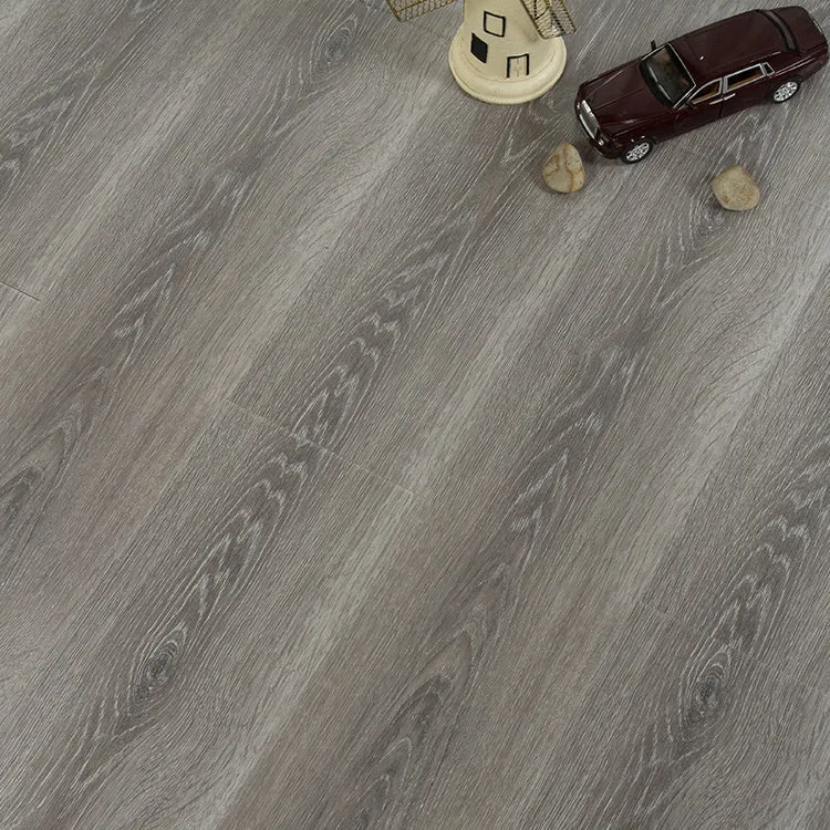 Piso laminado de color claro Piso laminado de madera de estilo moderno Clearhalo