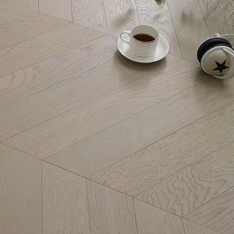 Piso laminado de madera maciza Piso laminado simple moderno con antideslizante Clearhalo