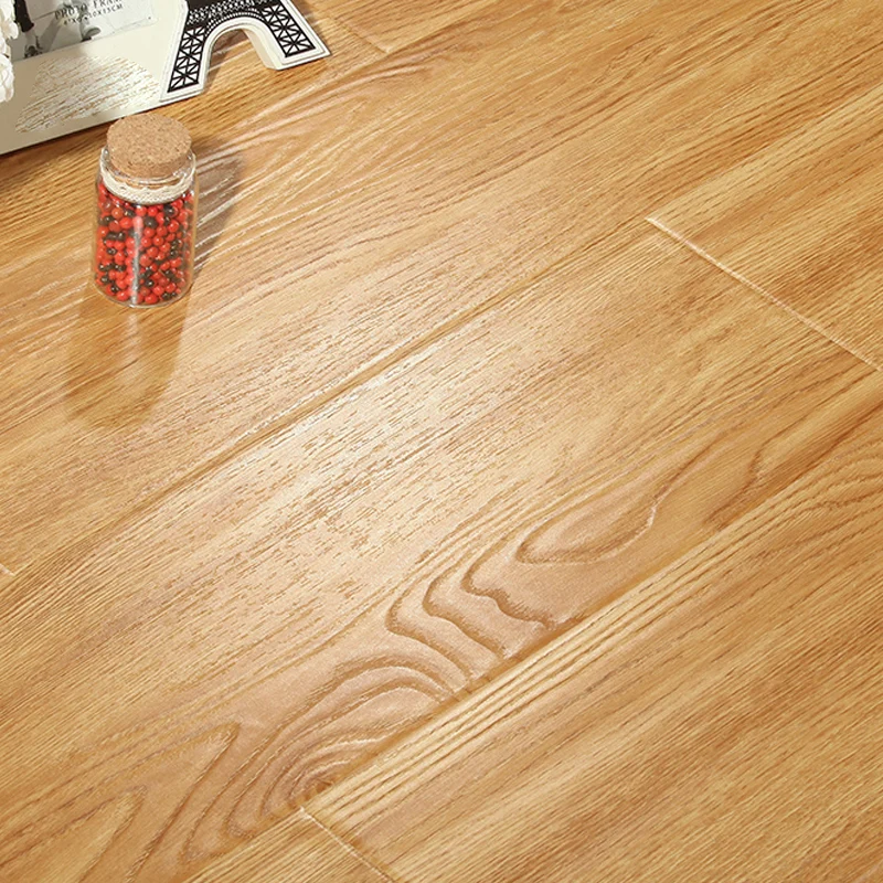 Piso laminado de madera maciza Piso laminado de estilo moderno resistente rayones Clearhalo