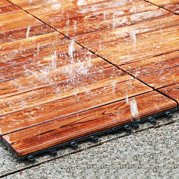 Piso laminado oscuro de pino Piso laminado resistente al moho Clearhalo