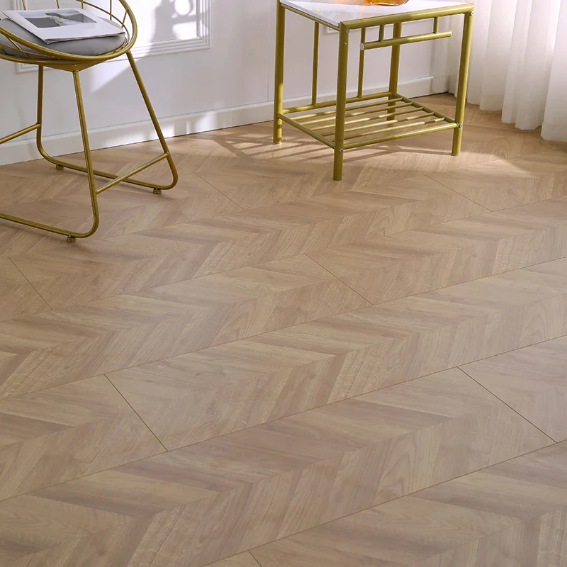 Piso laminado para sala de estar Piso laminado resistente rayones de madera Clearhalo