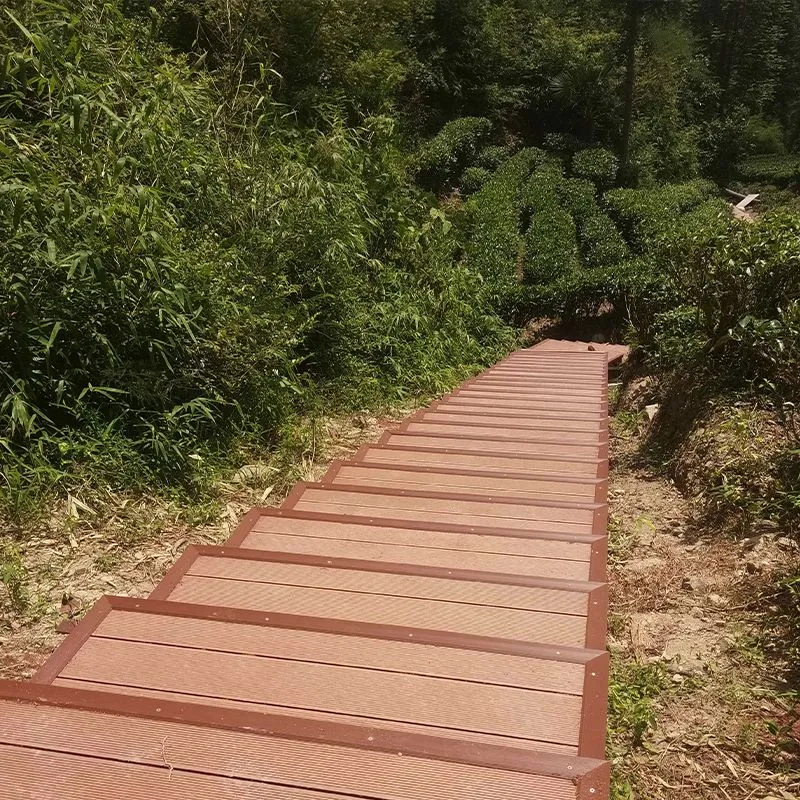 Piso laminado resistente al resbalón del suelo del tablón de madera plástico al aire libre Clearhalo