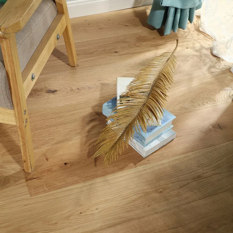 Pisos laminados Classics Piso laminado de madera antideslizante Click-Lock Clearhalo