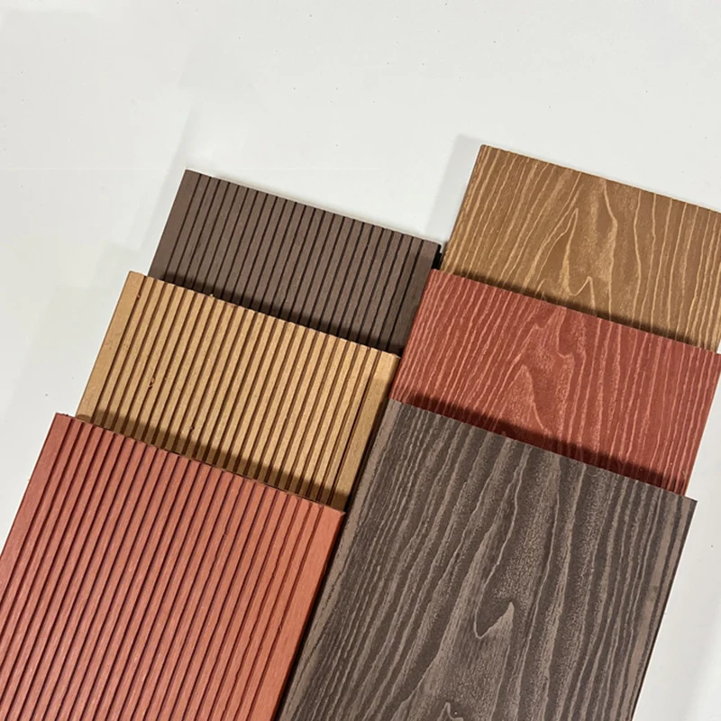 Pisos de madera cepillada con alambre Tablones de pared de madera contemporáneos Clearhalo