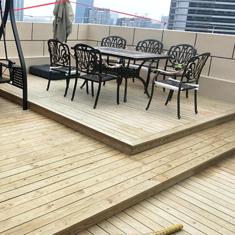 Pisos de madera contemporáneos Piso de madera resistente al agua con clavos Clearhalo
