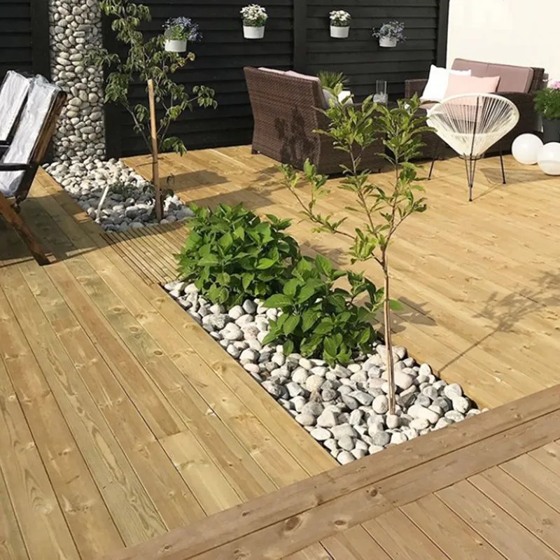 Pisos de madera contemporáneos Piso de madera resistente al agua con clavos Clearhalo