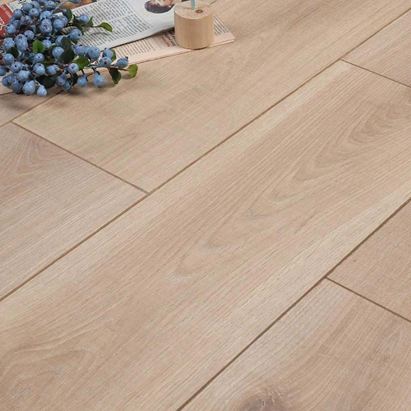 Pisos de madera de pino tradicional Pisos impermeables lisos Caqui Clearhalo
