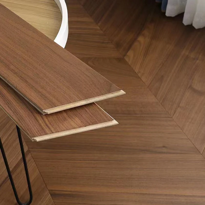 Pisos de tablones laminados Piso laminado de madera resistente las manchas Clearhalo