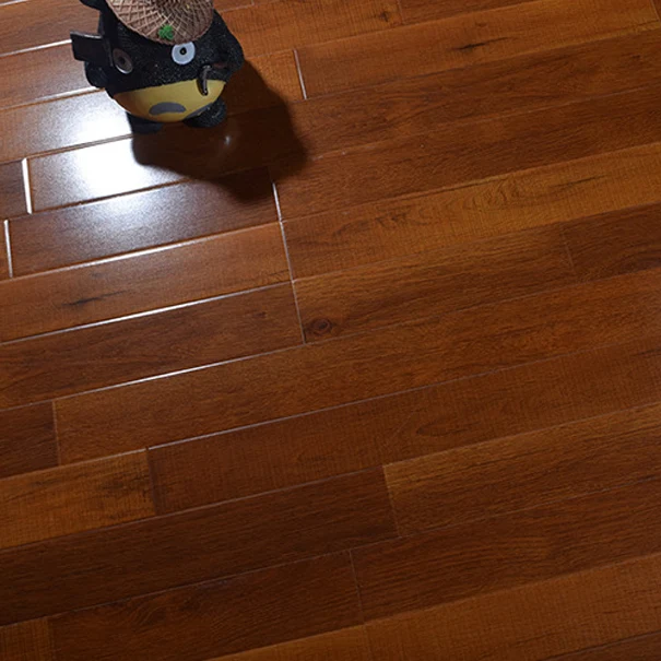 Suelo laminado moderno Click Lock resistente arañazos con revestimiento de cera Marron Clearhalo