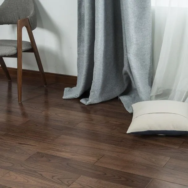 Tablones para pisos impermeables Pisos de madera dura con cierre de clic de madera maciza Clearhalo