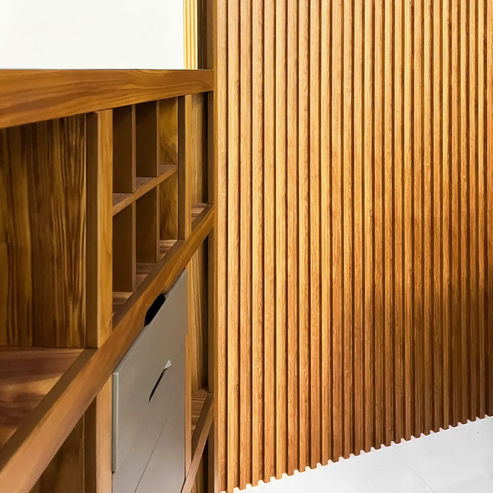 LAMBRIN OAK WPC 290*16.5*2.3CM (CAJA DE 16 PZAS 7.42 M2) ZK-24 DULCE HOGAR