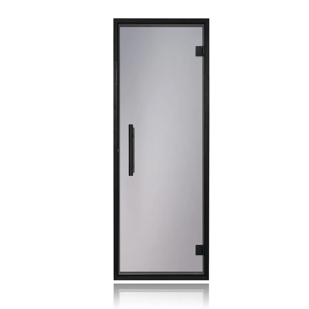 Puerta de sauna precolgada de abeto con vidrio transparente de Bathology | SaunaTight 310 Prosaunas
